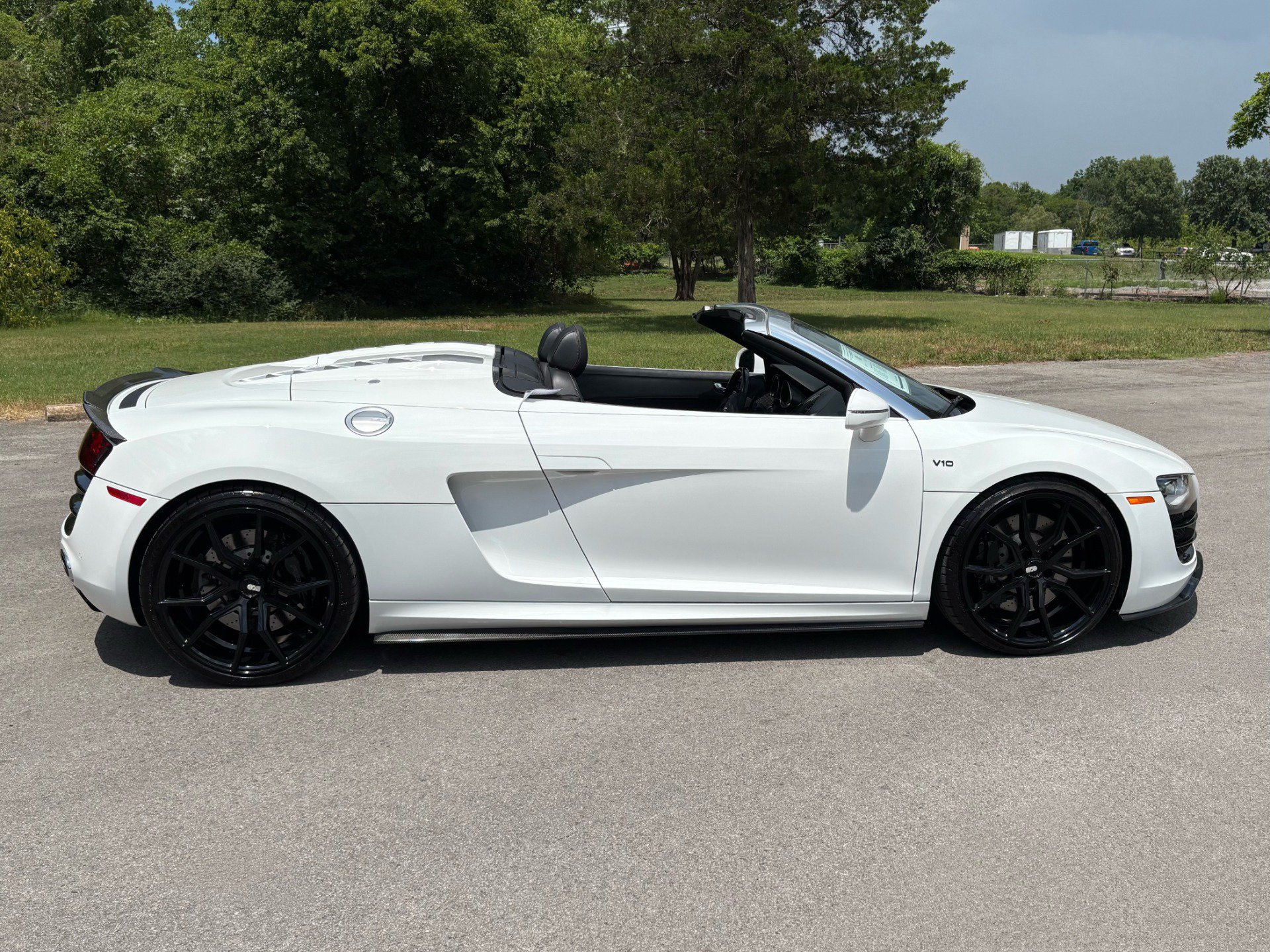 Used 2011 Audi R8 V10 AWD/4WD image 7