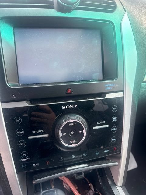Used 2015 Ford Explorer Sport w/ Equipment Group 401A AWD/4WD image 18