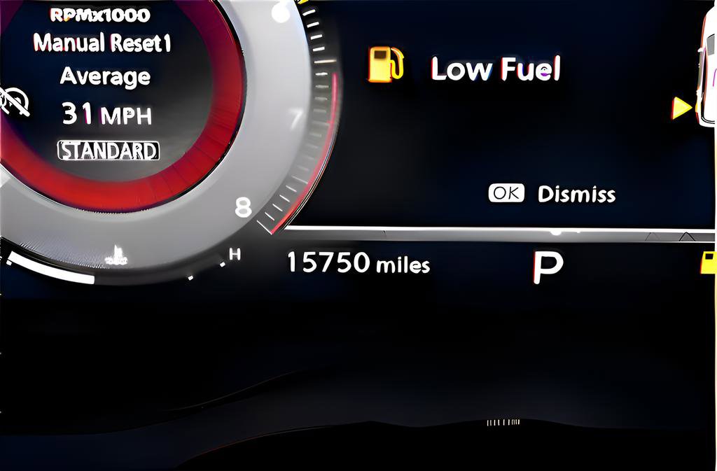 Used 2024 Nissan Pathfinder Platinum w/ Cargo Package image 27