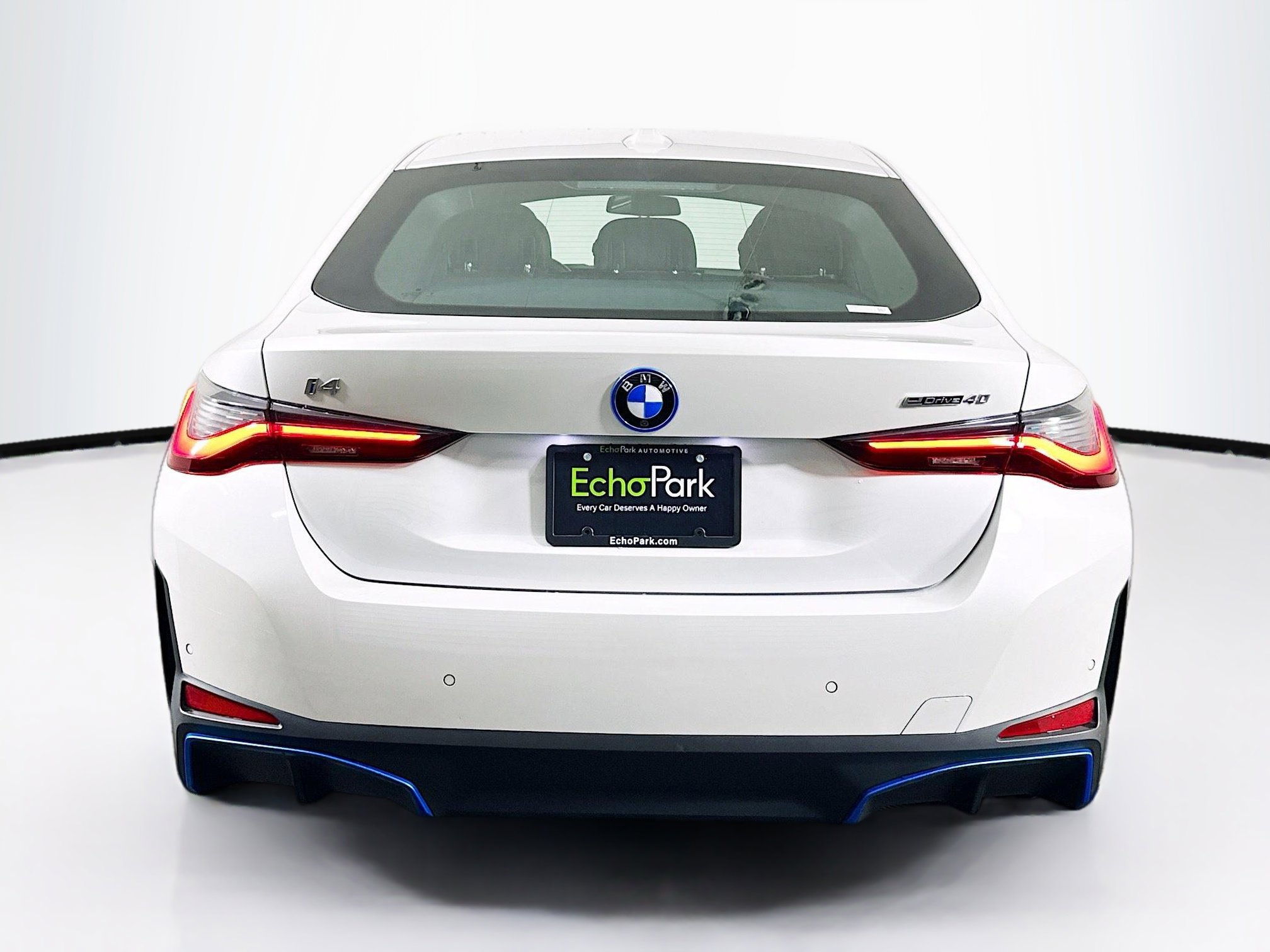 Used 2024 BMW i4 eDrive40 RWD image 7