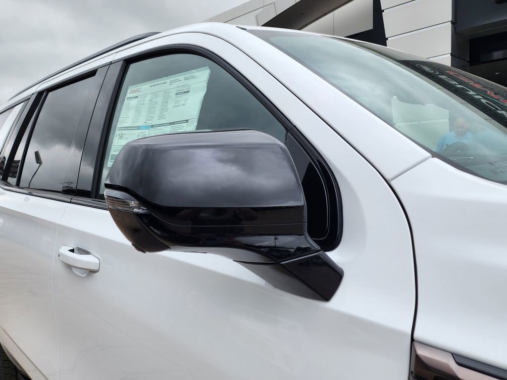New 2026 GMC Yukon AT4 Ultimate AWD/4WD image 10