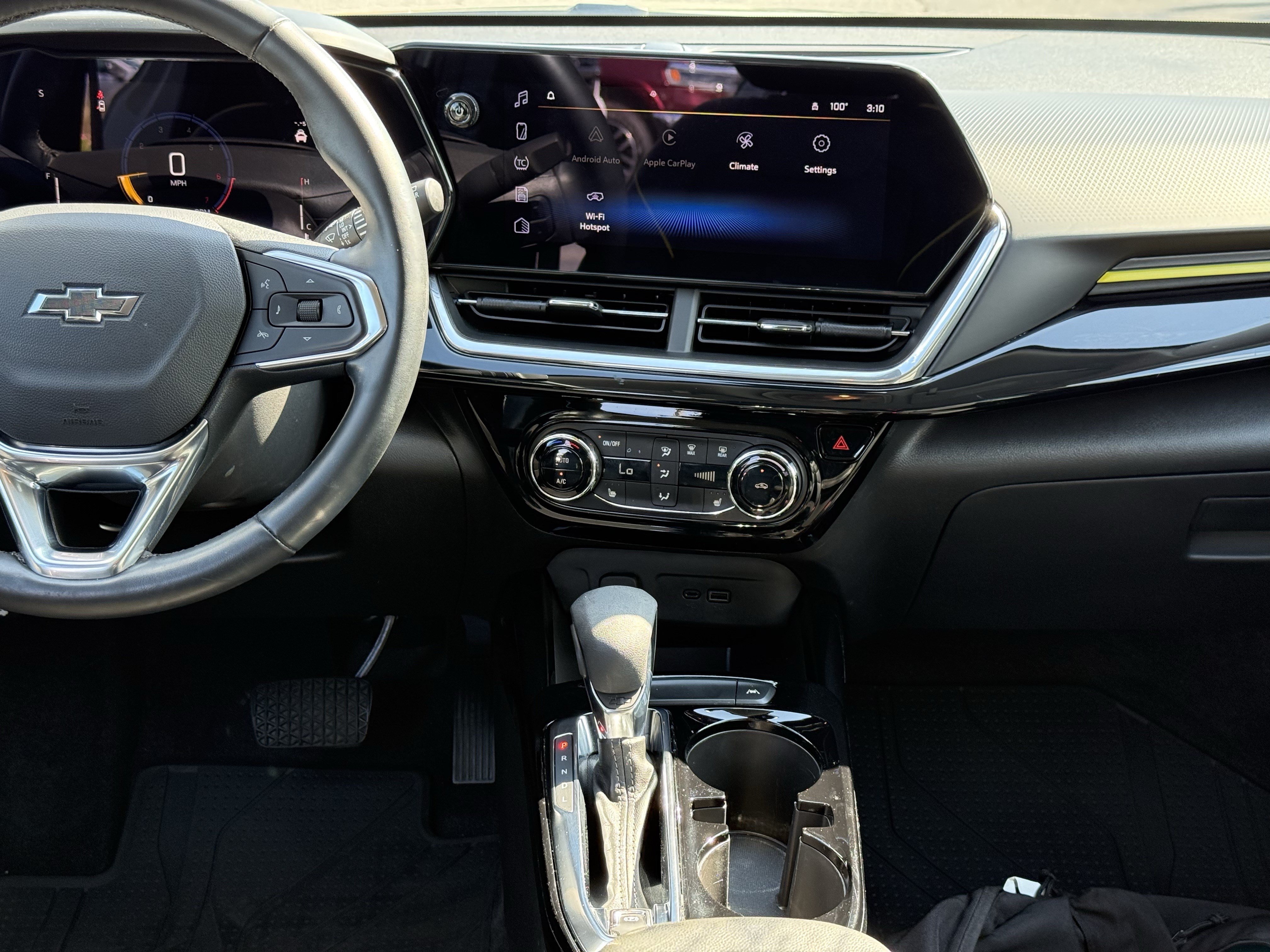 Used 2025 Chevrolet Trax ACTIV w/ Driver Confidence Package FWD image 31