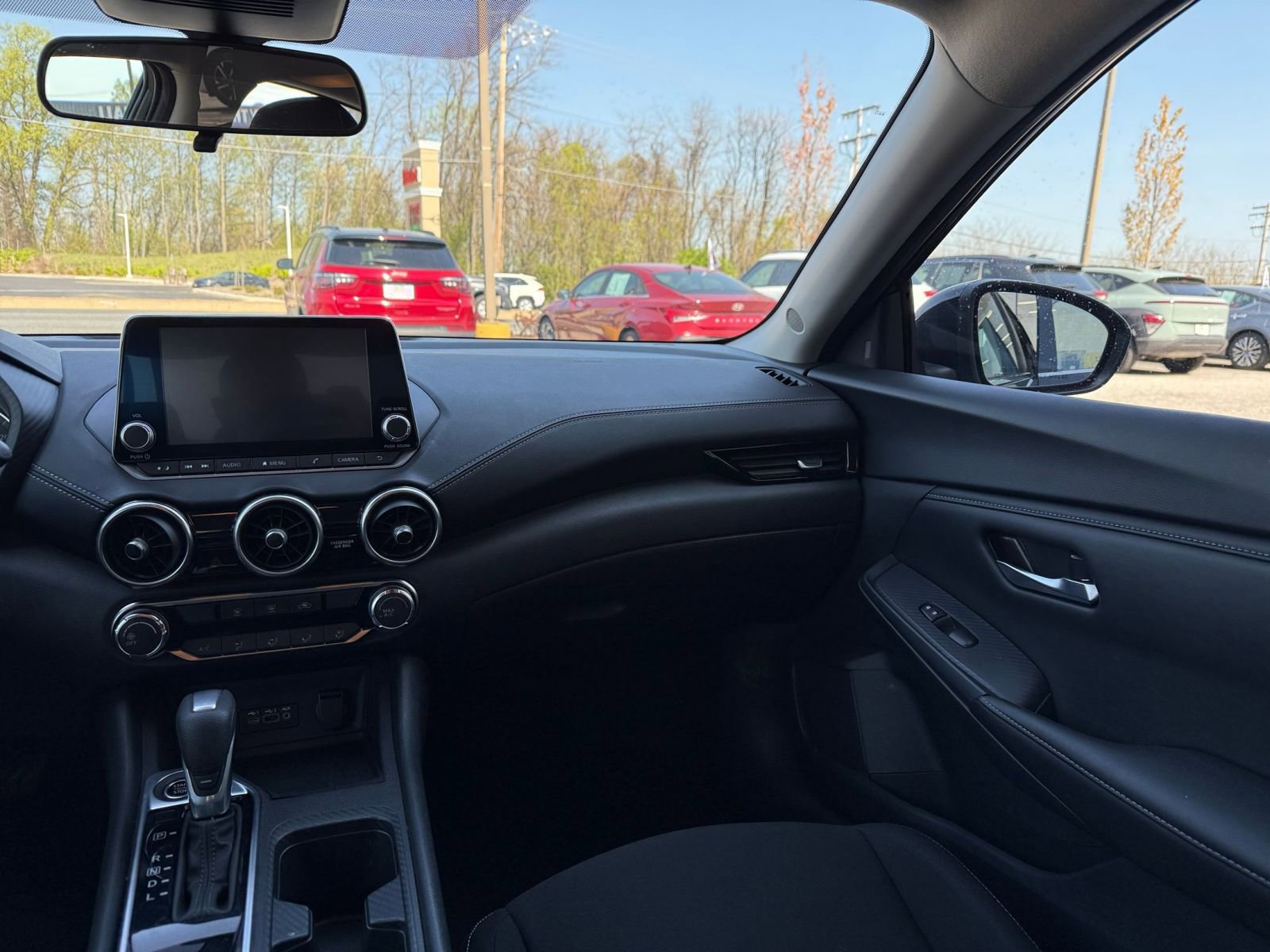 Used 2025 Nissan Sentra SV image 35