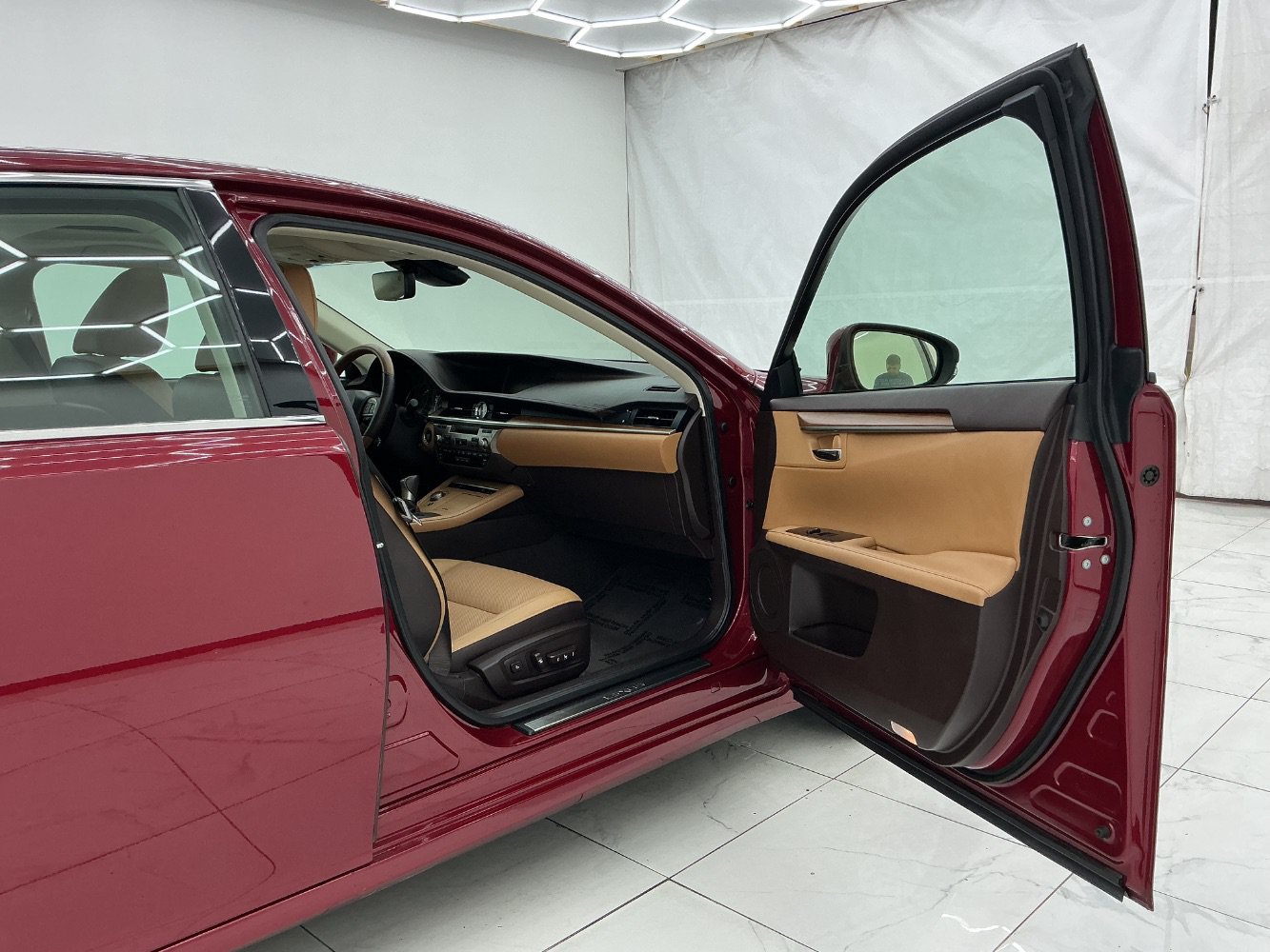 Used 2017 Lexus ES 350 w/ Premium Package FWD image 17