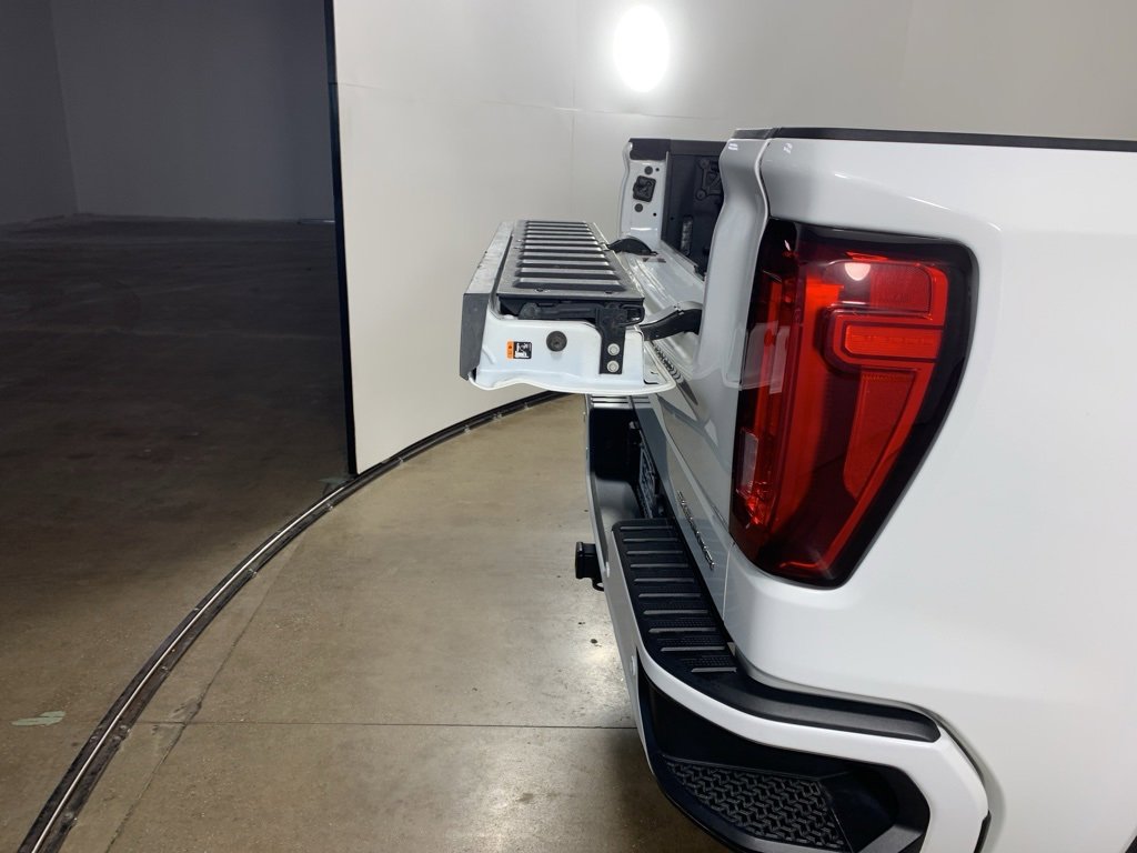 Used 2023 GMC Sierra 1500 Denali w/ Denali Reserve Package image 13