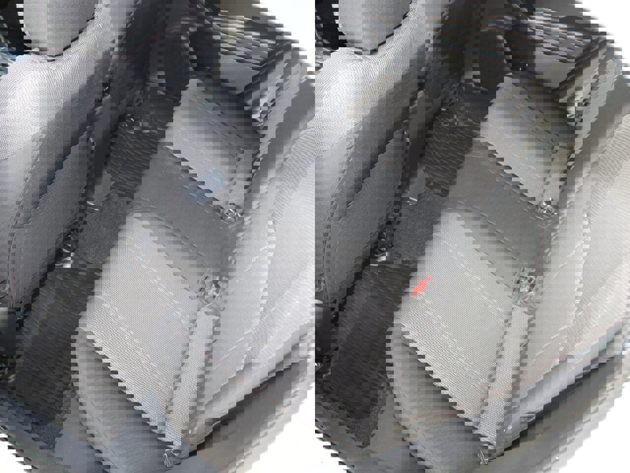 Used 2019 Subaru Impreza 2.0i Premium image 25