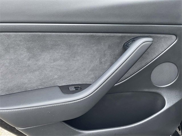 Used 2022 Tesla Model 3 Long Range image 10