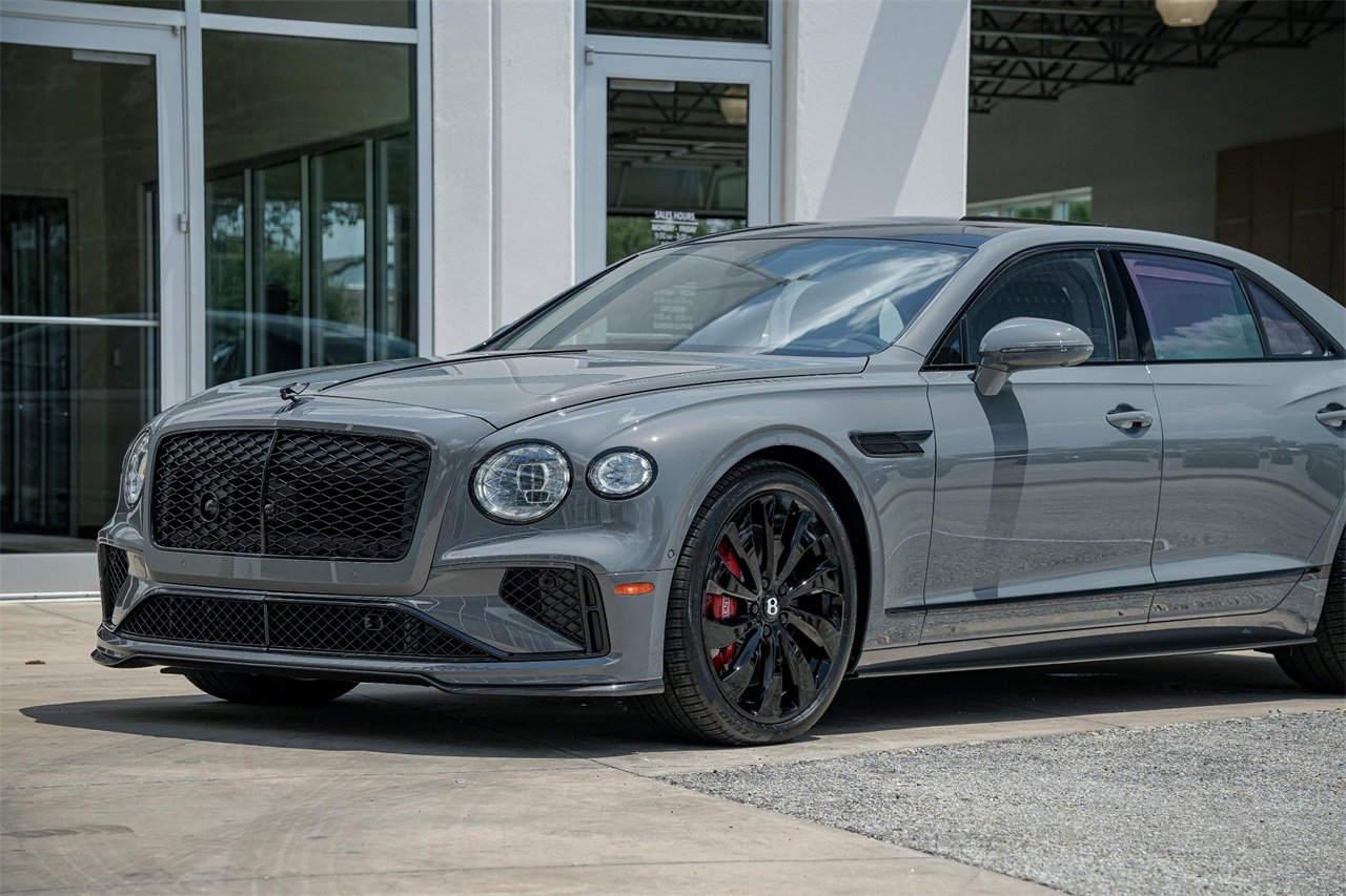 New 2025 Bentley Flying Spur Plug-In Hybrid image 9