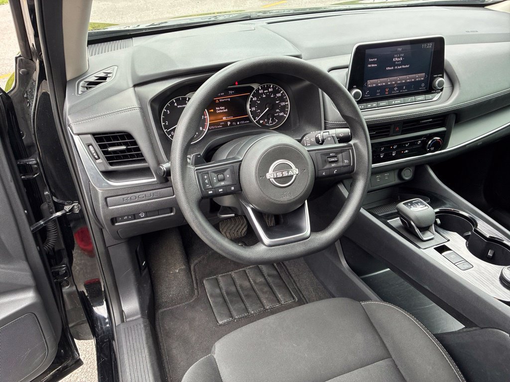 Used 2024 Nissan Rogue S AWD/4WD image 15