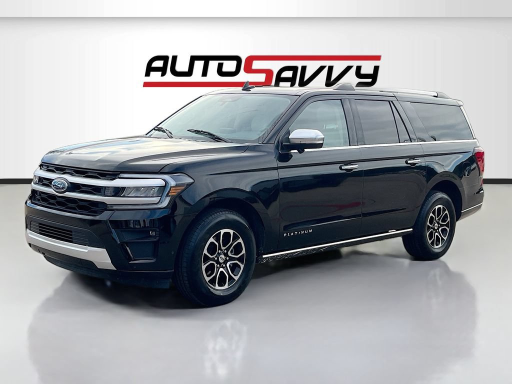 Used 2024 Ford Expedition Max Platinum AWD/4WD image 3