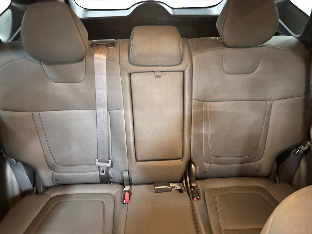 Used 2022 Hyundai Tucson SEL w/ Cargo Package image 18