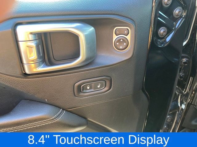 Used 2019 Jeep Wrangler Unlimited Sahara image 21