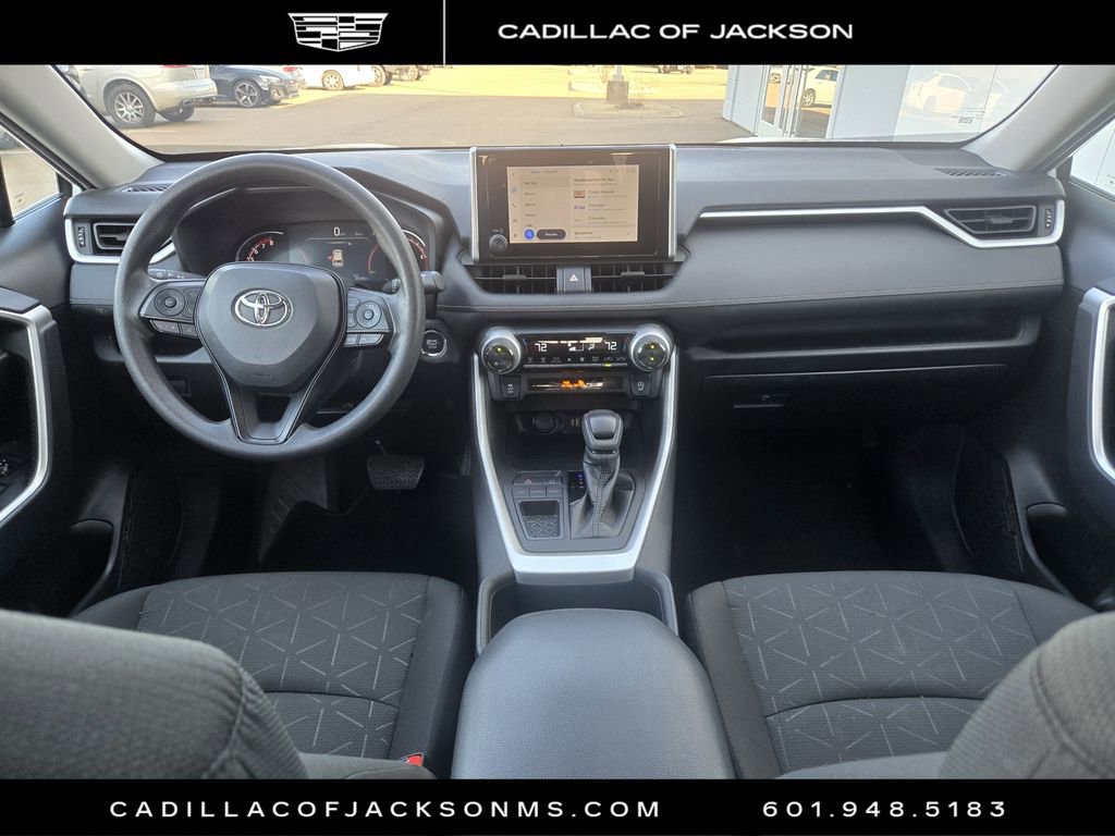 Used 2023 Toyota RAV4 XLE image 6