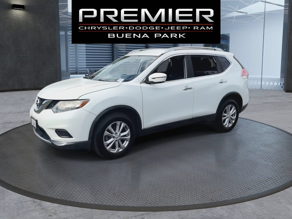 Used 2016 Nissan Rogue SV FWD image 4