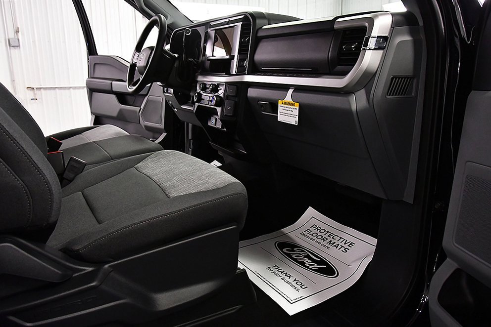 New 2026 Ford F350 XLT image 31