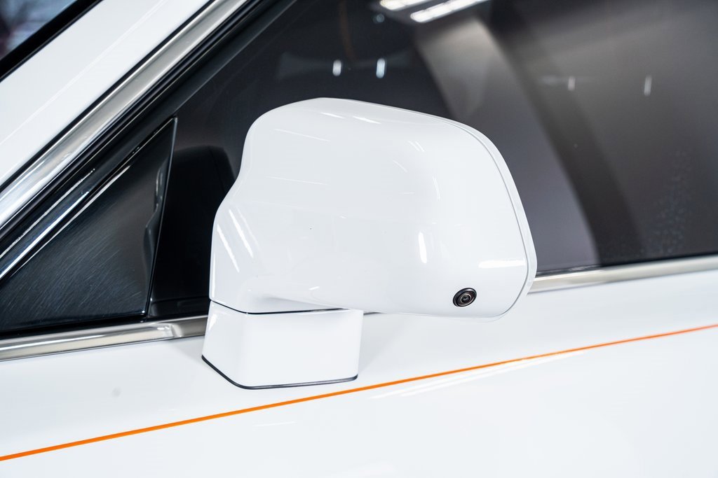 Used 2021 Rolls-Royce Cullinan image 22