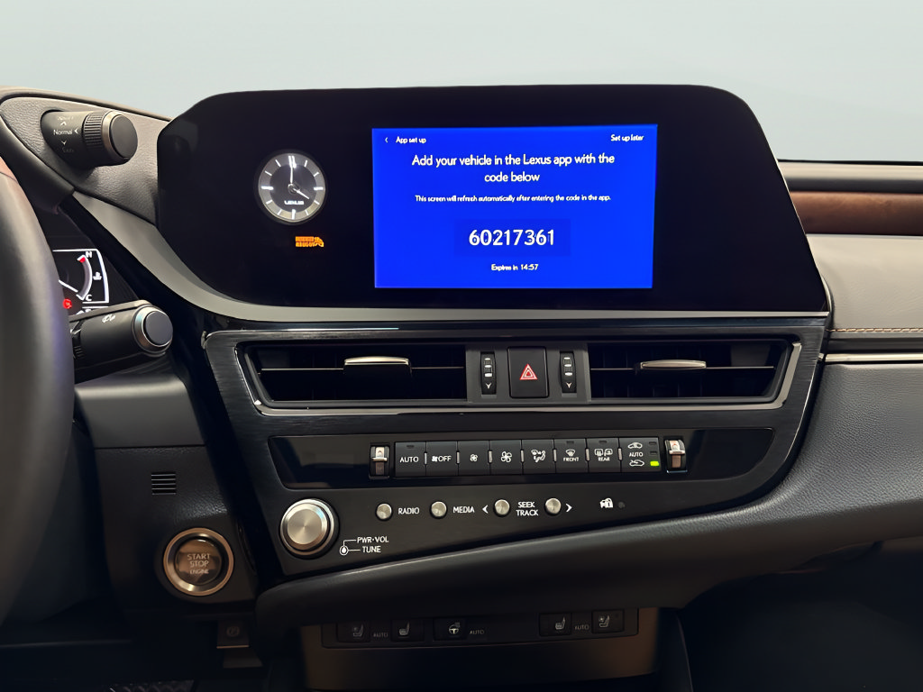 Used 2023 Lexus ES 350 w/ Premium Package FWD image 24