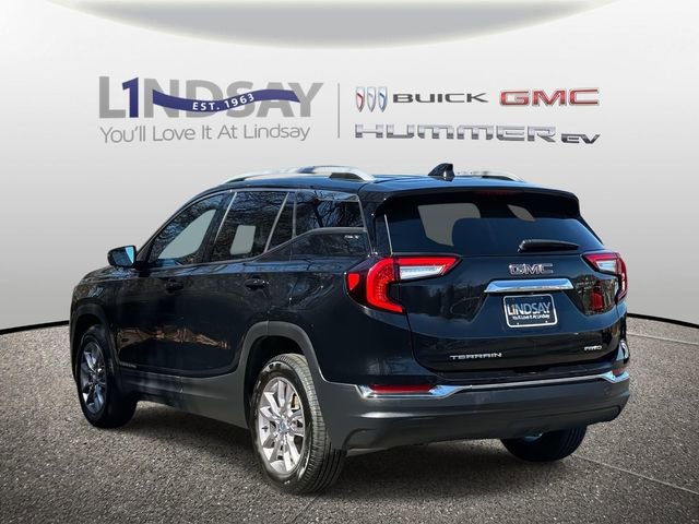 Certified 2023 GMC Terrain SLT image 4