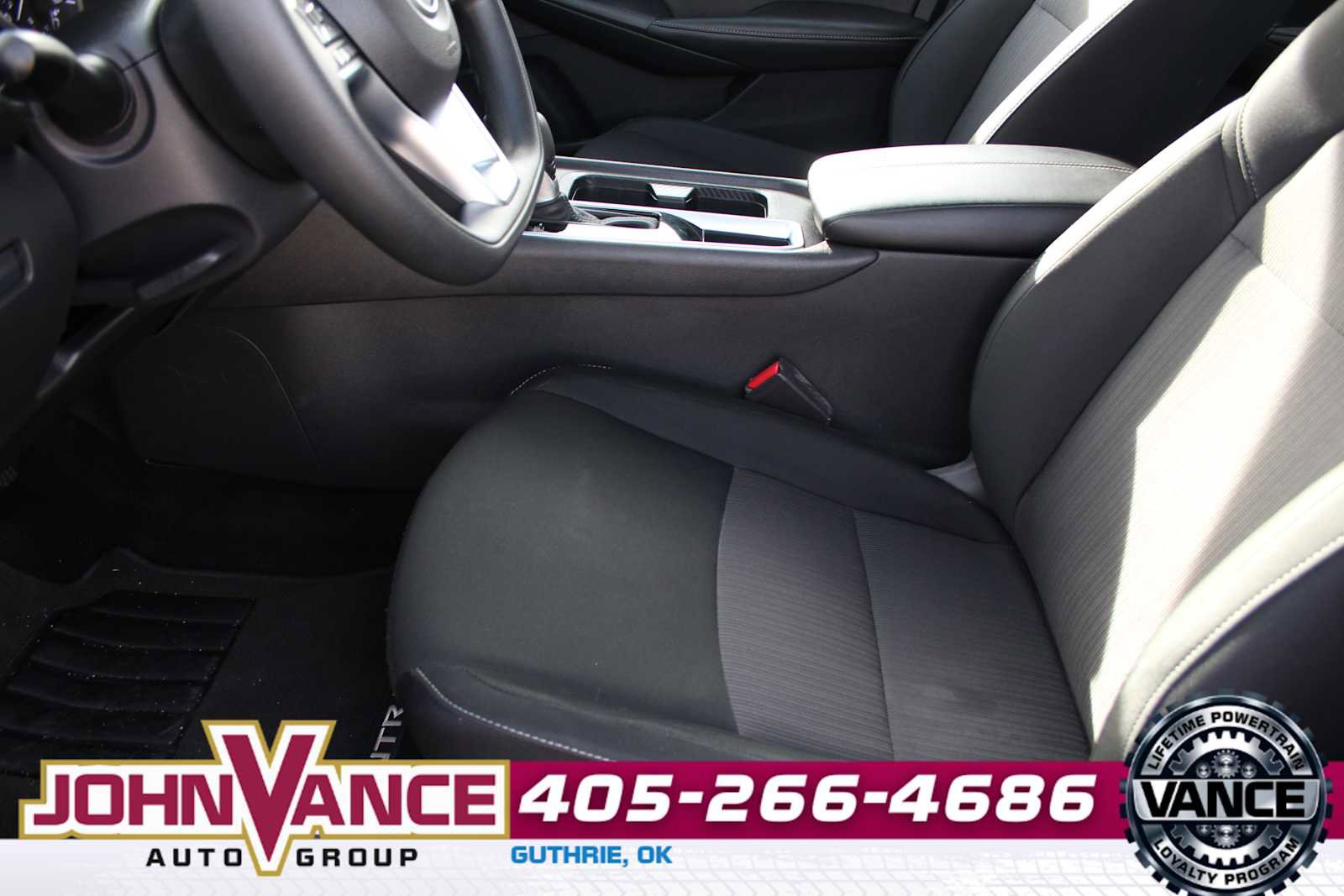 Used 2025 Nissan Sentra SV image 22