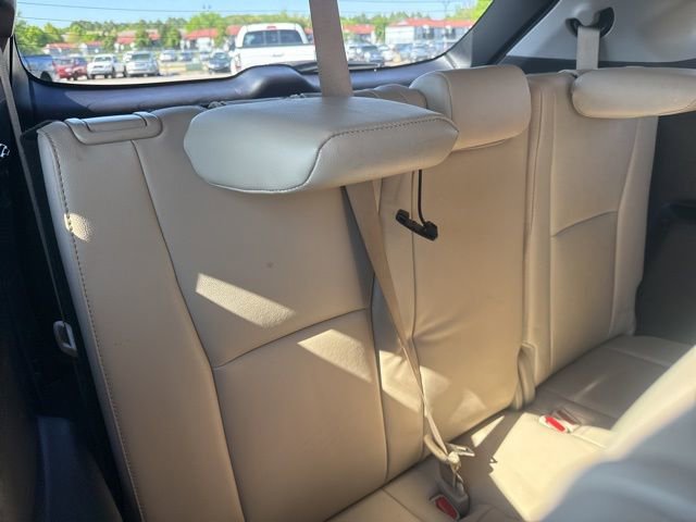 Used 2020 Toyota Highlander Platinum FWD image 18