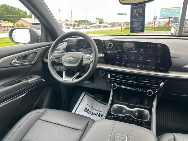 New 2026 Chevrolet Traverse LT w/ Driver Confidence Package AWD/4WD image 15