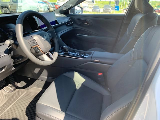 New 2026 Toyota Crown Signia AWD/4WD image 10