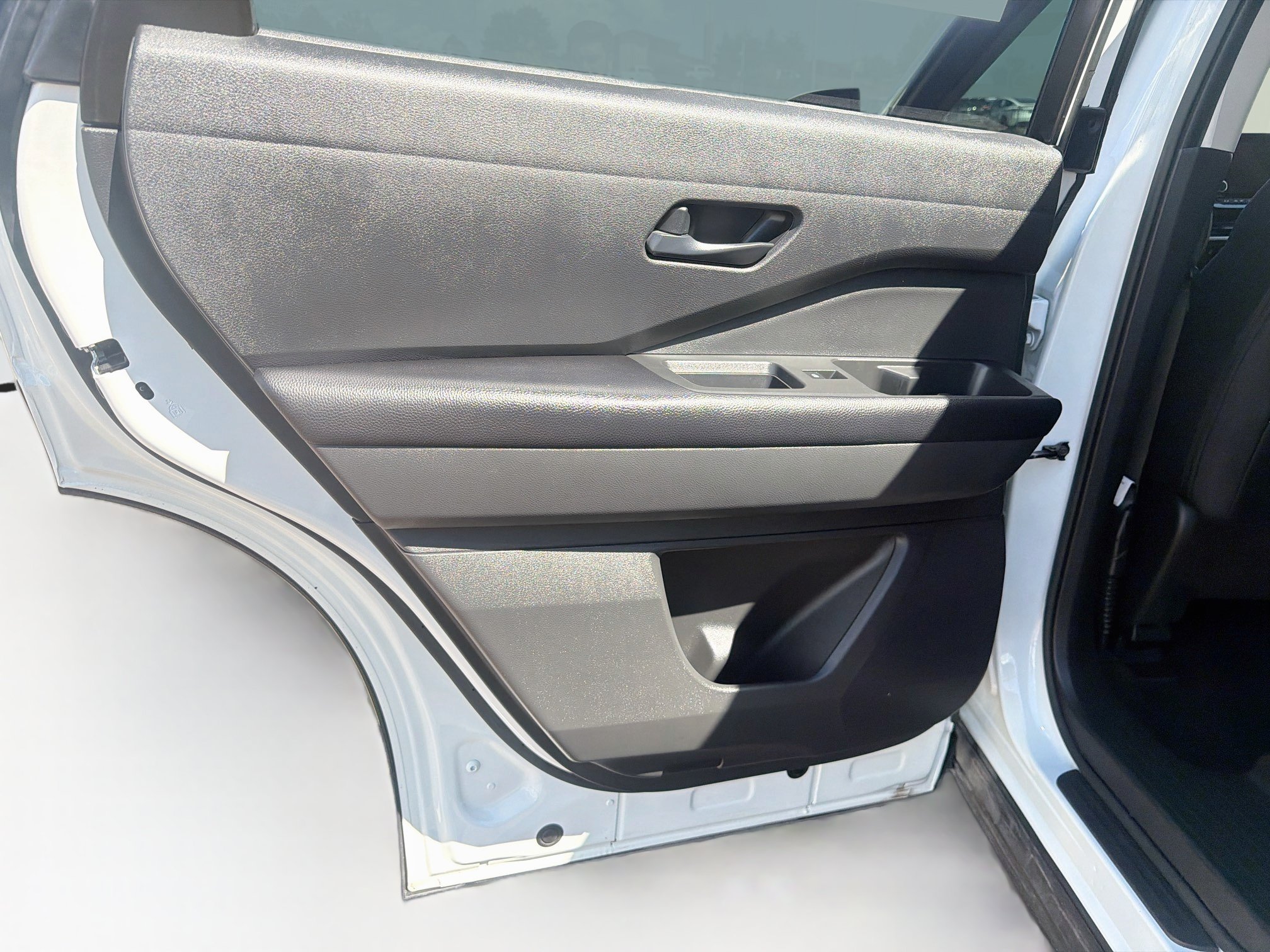 Used 2024 Nissan Pathfinder SV AWD/4WD image 26