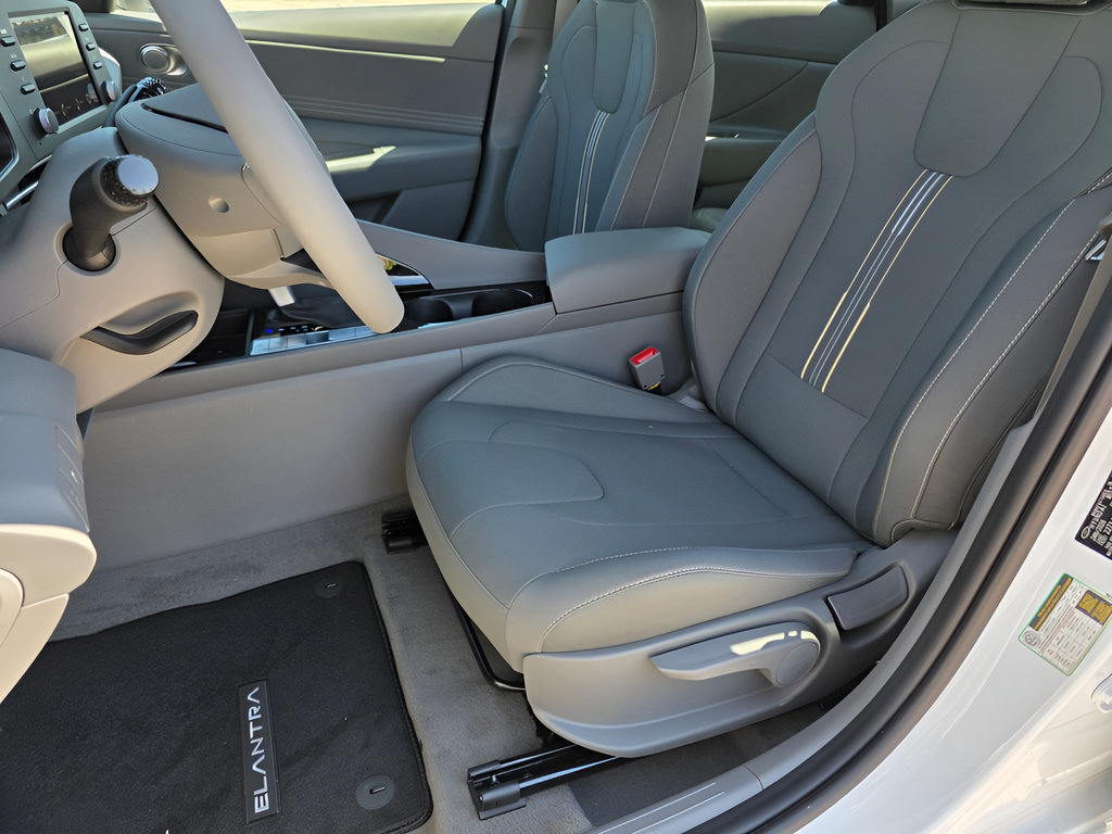 New 2026 Hyundai Elantra SEL Sport Premium FWD image 14