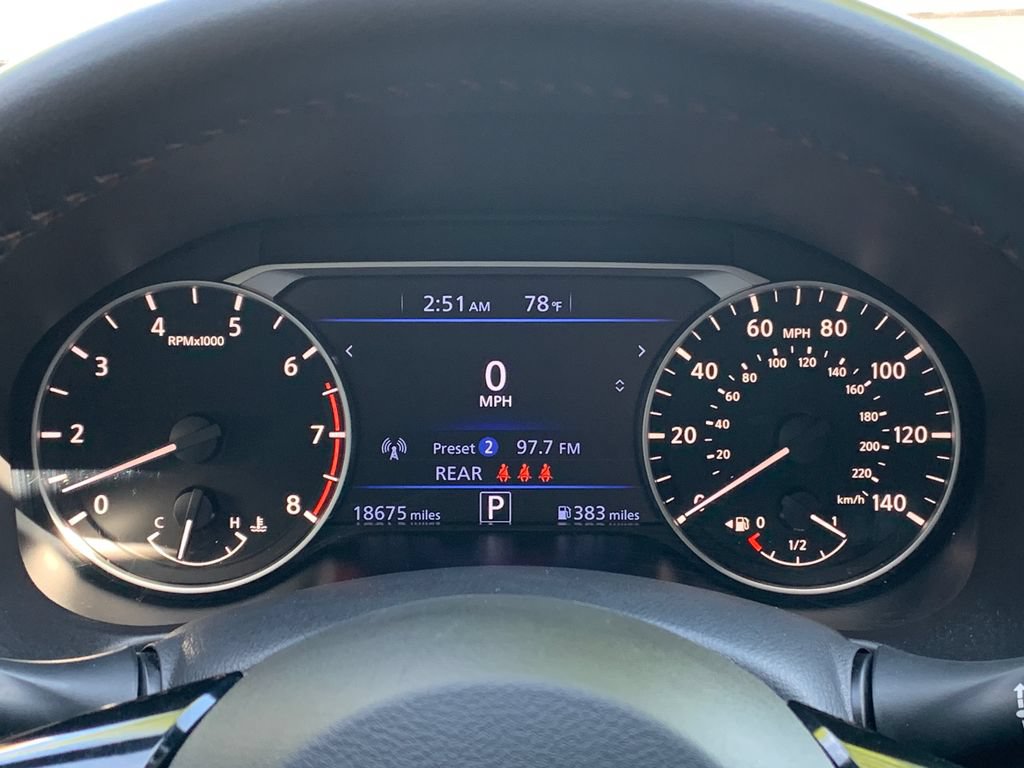 Used 2023 Nissan Altima 2.5 SR FWD image 10