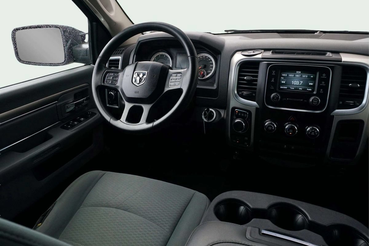 Used 2017 RAM 1500 Classic SLT AWD/4WD image 21