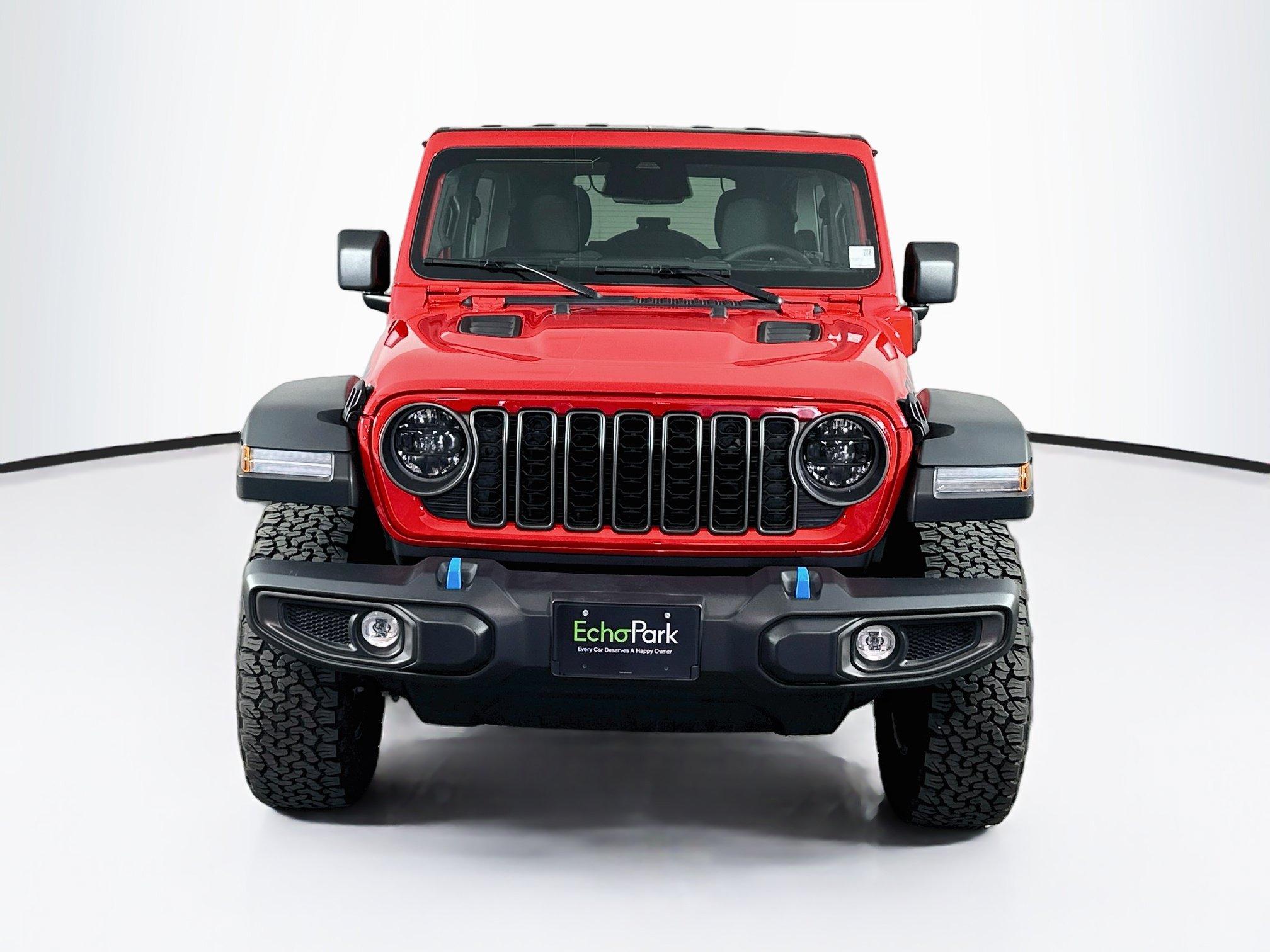 Used 2025 Jeep Wrangler Unlimited Rubicon 4xe w/ Convenience Group AWD/4WD image 2