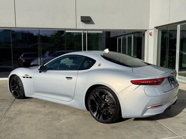 Used 2025 Maserati GranTurismo Folgore image 5