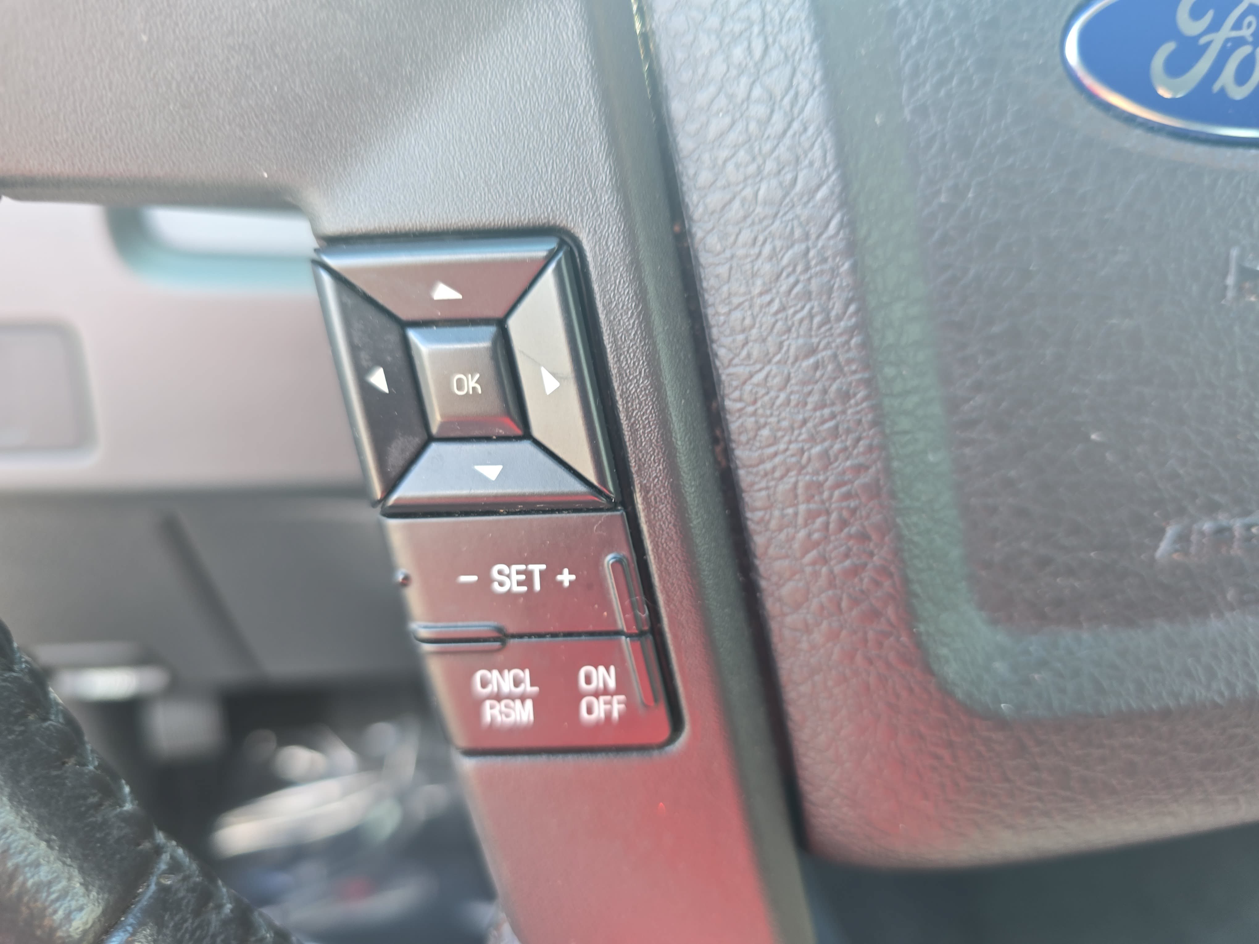 Used 2013 Ford F150 XLT w/ Luxury Equipment Group RWD image 19