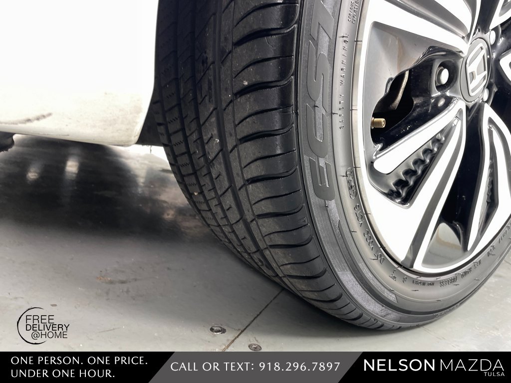 Used 2016 Honda Civic EX-T image 8