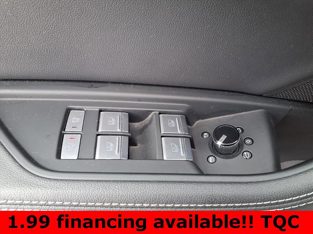 Certified 2023 Audi e-tron Premium Plus w/ Premium Plus Package image 11