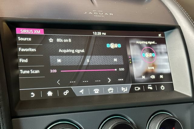Used 2021 Jaguar F-TYPE Coupe RWD image 16