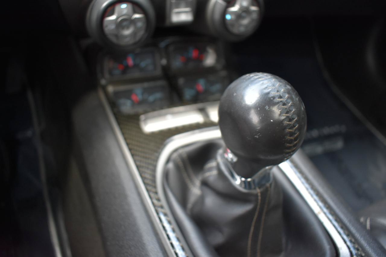 Used 2012 Chevrolet Camaro SS RWD image 31