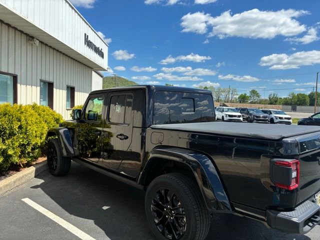 Used 2023 Jeep Gladiator Overland AWD/4WD image 8