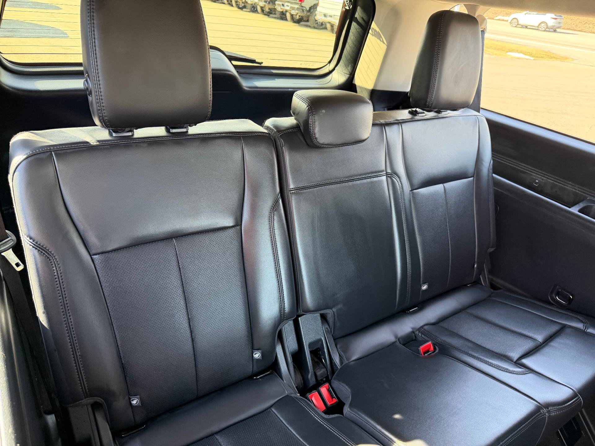 Used 2023 Ford Expedition Max XLT image 43