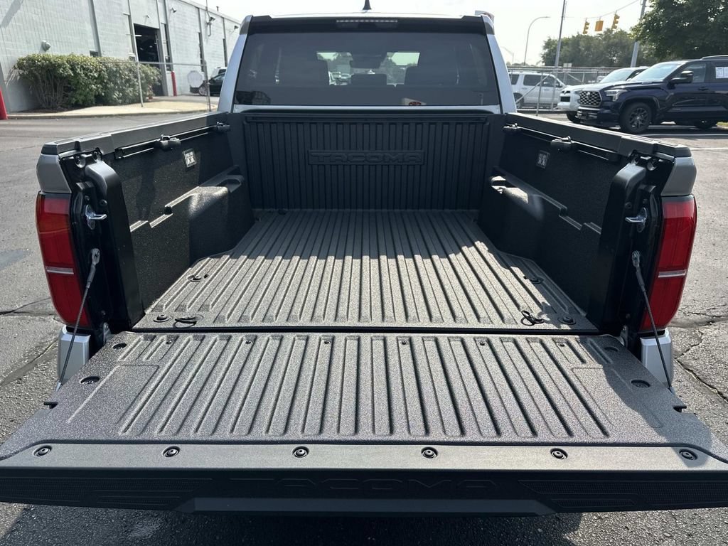 New 2026 Toyota Tacoma SR5 AWD/4WD image 9
