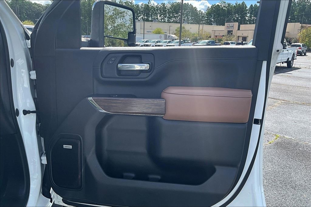 Used 2022 Chevrolet Silverado 2500 High Country image 24