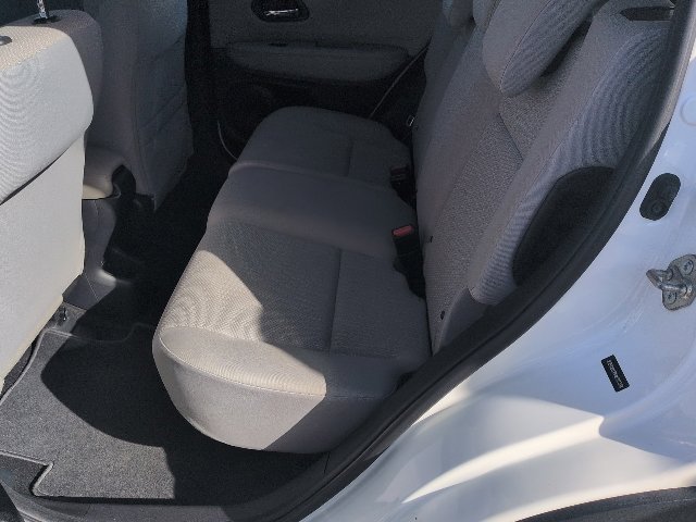 Used 2017 Honda HR-V LX image 13