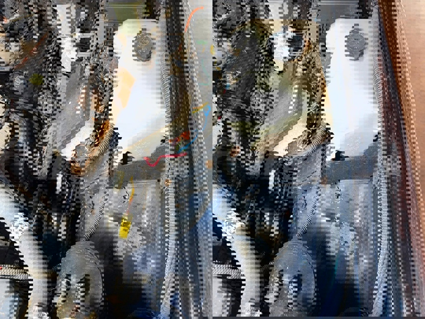 Used 1995 GMC Yukon SLE image 94