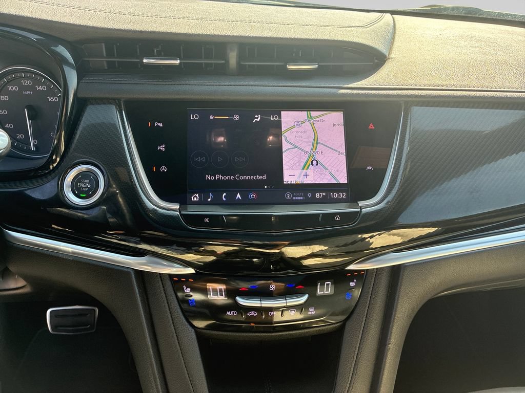 Used 2025 Cadillac XT6 Sport w/ Technology Package AWD/4WD image 14