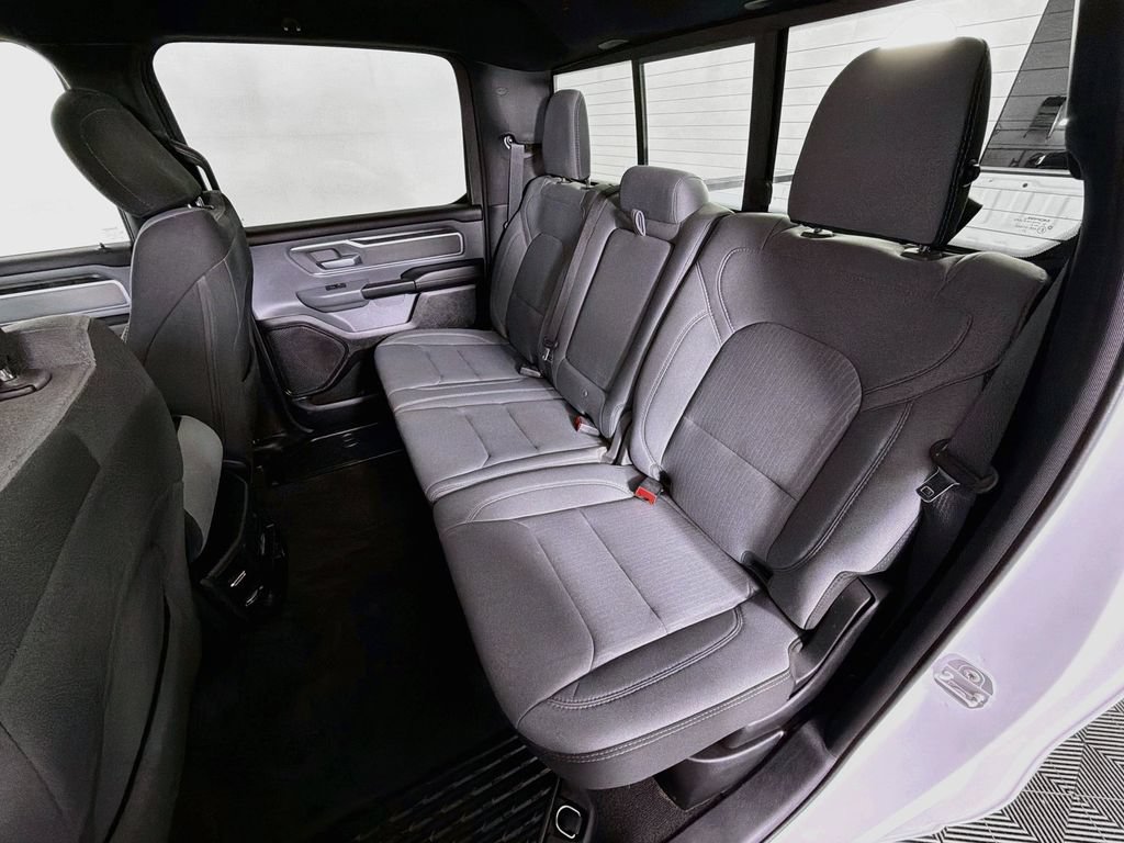 Used 2022 RAM 1500 Big Horn AWD/4WD image 23