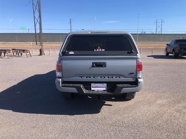 Used 2021 Toyota Tacoma TRD Sport image 6