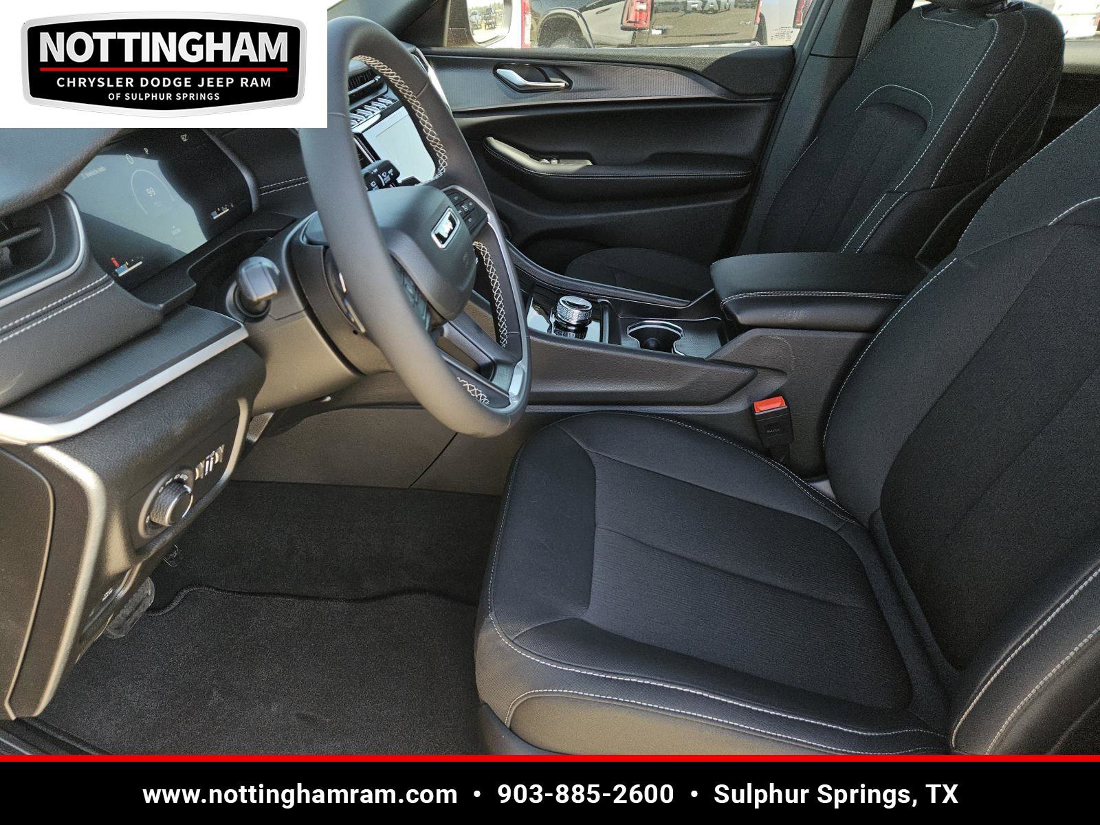 New 2026 Jeep Grand Cherokee L Laredo image 21