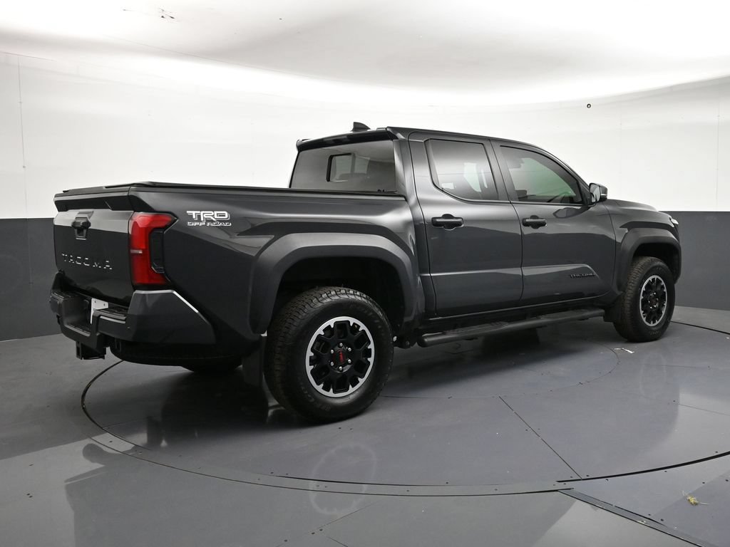 Used 2024 Toyota Tacoma TRD Off-Road w/ TRD Off Road Upgrade Package AWD/4WD image 5