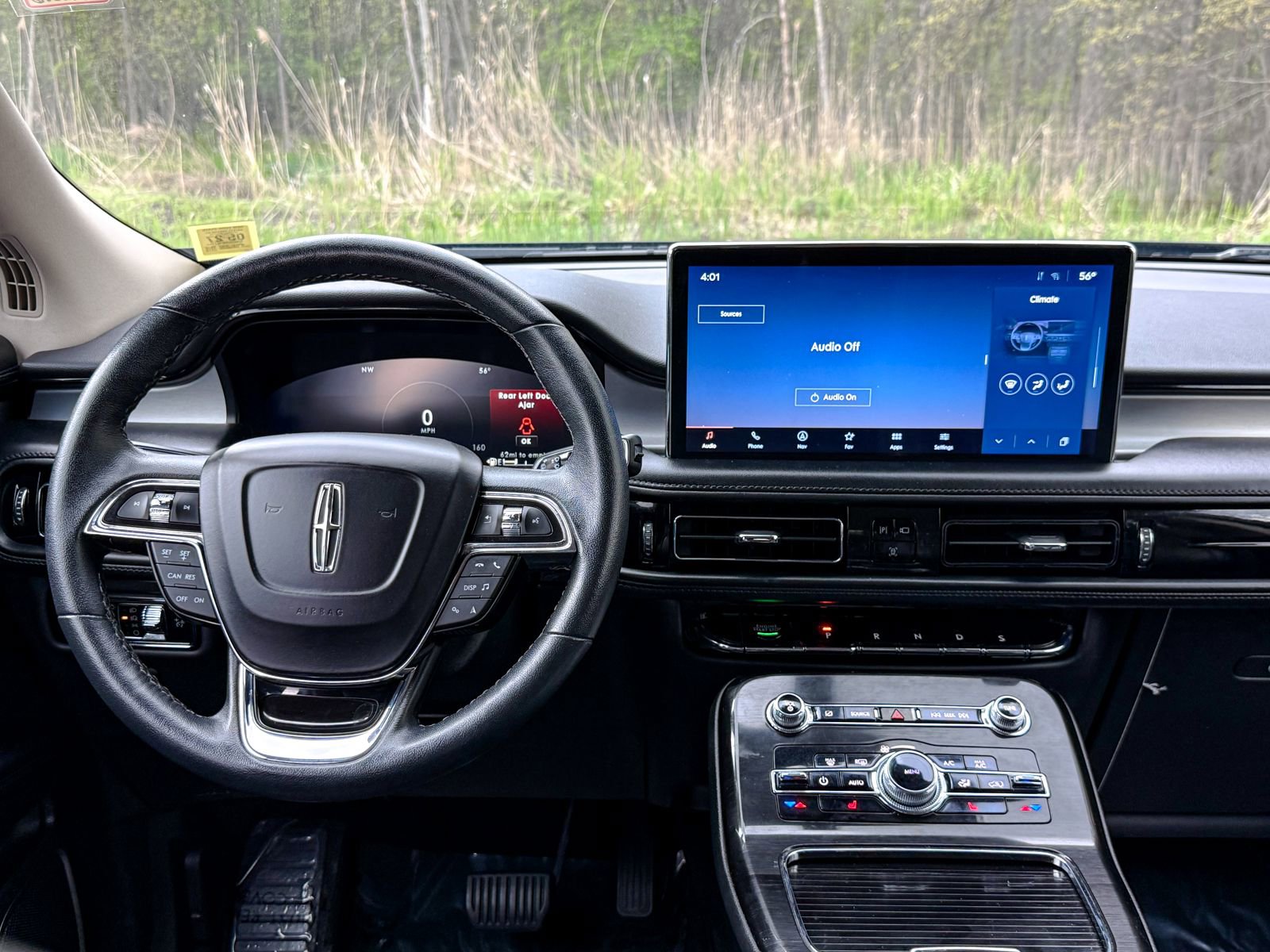Used 2023 Lincoln Nautilus AWD w/ Premium Package image 22
