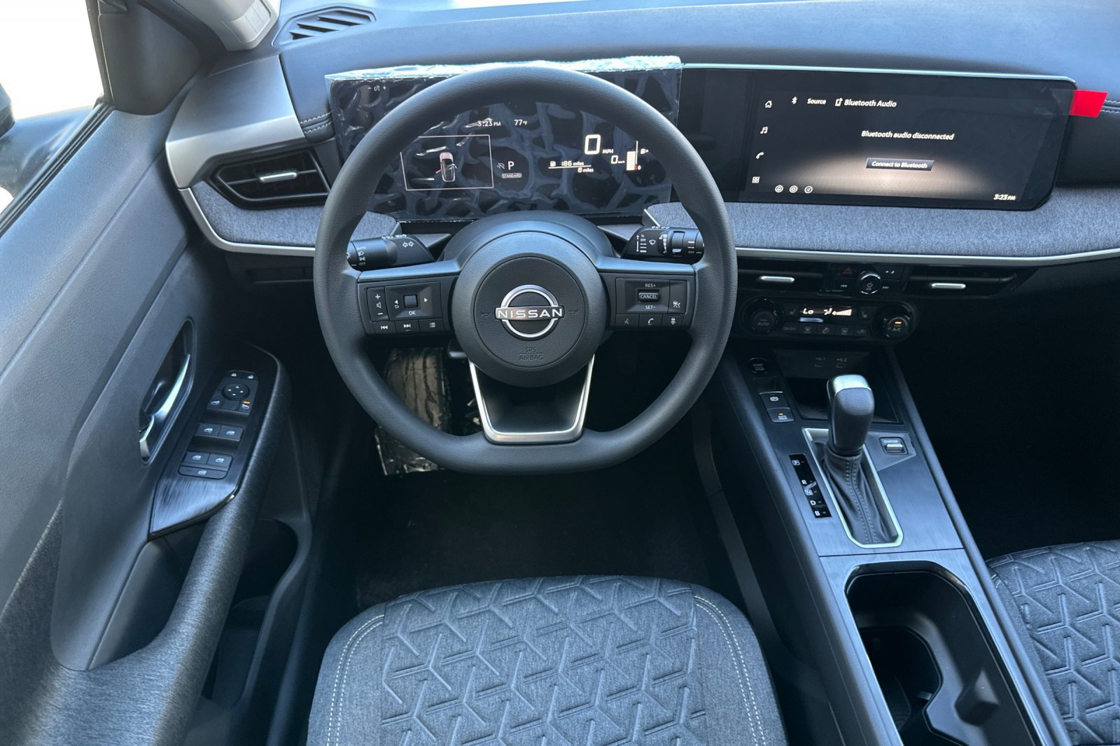 New 2026 Nissan Kicks SV w/ SV Premium Package FWD image 11